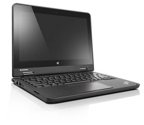 На ноутбуке Lenovo ThinkPad Yoga 11e мигает экран